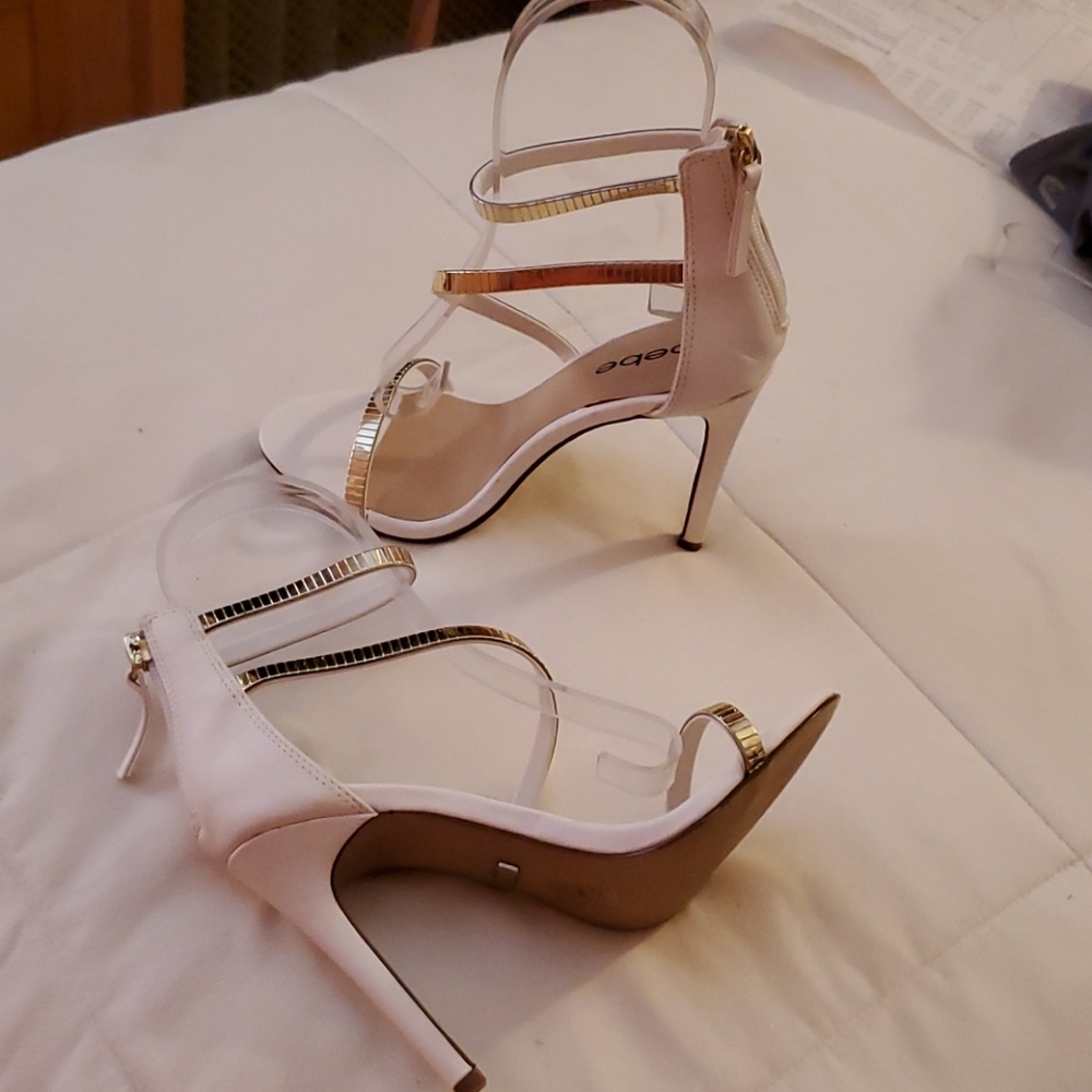 NWOT BEBE heels 5